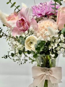 Vase Flowers Arrangement
