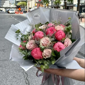 peony-rose-pinkish-bouquet